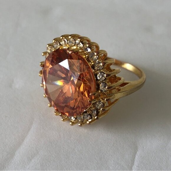 Cocktail Ring Gold Plated w Round Champagne Stone & Surround CZ Stones Sz.7.25 - Picture 4 of 13